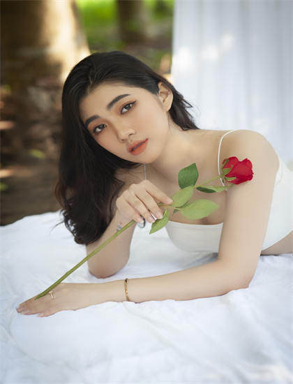 瞄准电视剧全集在线观看_欧美猛男XXXXXX黑寡妇日本_全职高手第三季免费观看